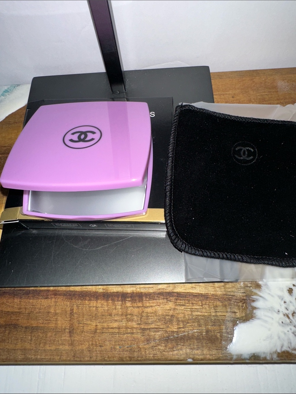 CHANEL Lavender Compact Mirror with Black Velvet Pouch - Picture 2 of 2